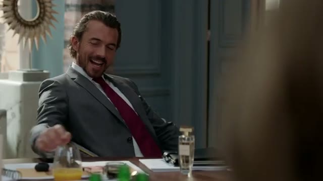 Эмили в Париже: Эмили и De L'Heure